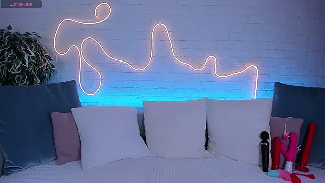 rossy babe  online show from February 24, 12:20 am