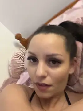 Chiara0102 online show from May 29, 10:52 pm
