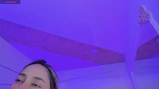 Snapshot of PandoraRider chatting on December 18, 2:01 pm PandoraRider online show from December 18, 2:01 pm