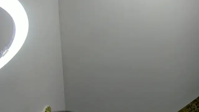 Snapshot of PandoraRider chatting on January 11, 12:10 pm PandoraRider online show from January 11, 12:10 pm