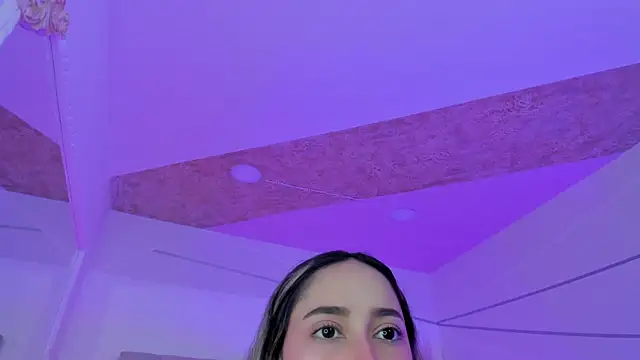 Snapshot of PandoraRider chatting on February 11, 3:17 pm PandoraRider online show from February 11, 3:17 pm