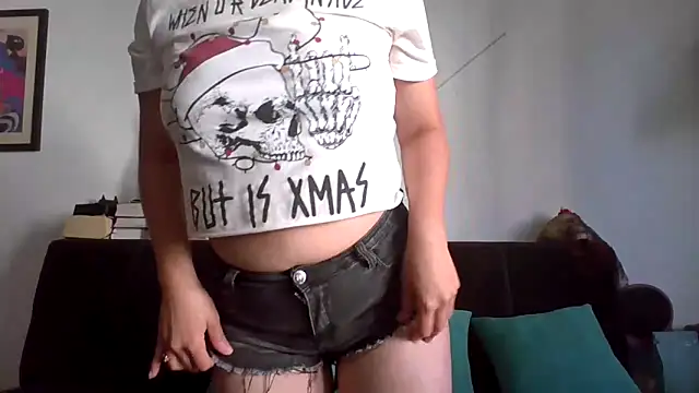 Snapshot of Tiramisu89 chatting on November 14, 7:12 pm Tiramisu89 online show from November 14, 7:12 pm