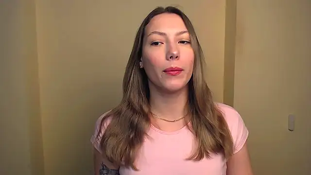 Snapshot of VanessaMay_ chatting on March 2, 6:05 am VanessaMay online show from March 2, 6:05 am