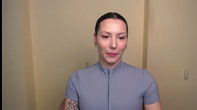 Snapshot of VanessaMay_ chatting on March 15, 11:28 pm VanessaMay online show from March 15, 11:28 pm