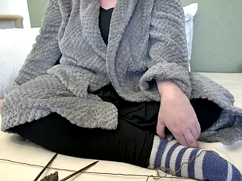 MarthaBriest online show from April 11, 1:48 pm