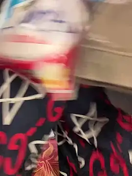 Johnras121 online show from April 5, 12:46 pm