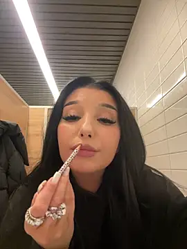 Tisha Busty online show from March 14, 4:09 pm