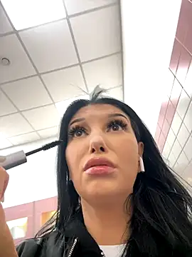 Tisha Busty online show from October 17, 9:45 am