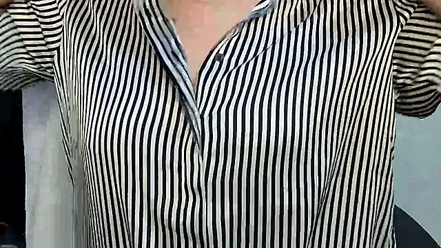 MIss-Naina online show from April 13, 7:47 am