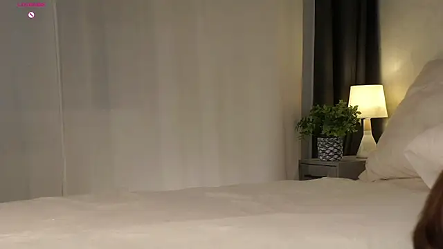 MeghanElson online show from April 8, 1:00 pm