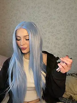 madelinexx online show from February 18, 12:01 pm