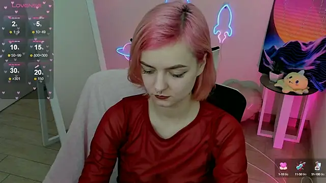 Fire Bestie online show from February 17, 4:48 pm