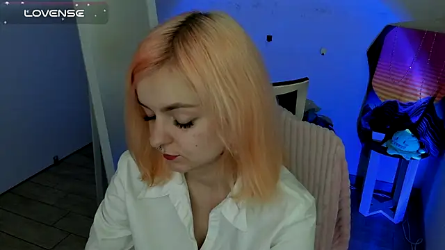 Fire Bestie online show from September 14, 12:15 pm