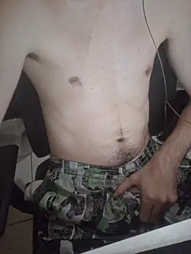 OliverWtdh online show from March 26, 5:18 pm