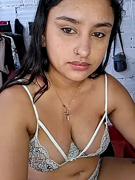 Snapshot of sariitha_sw chatting on June 9, 7:47 pm sariitha sw online show from June 9, 7:47 pm