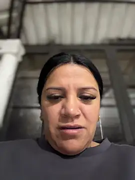 Snapshot of Milff_parkerrr chatting on June 8, 2:01 am Milff parkerrr online show from June 8, 2:01 am