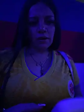 Milff parkerrr online show from June 18, 1:28 am