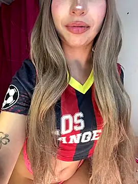 Snapshot of lunaapppp chatting on November 28, 3:20 am lunaapppp online show from November 28, 3:20 am