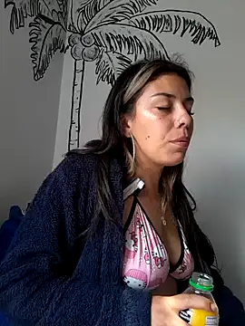 Sweel Leyva18 online show from December 5, 6:22 pm