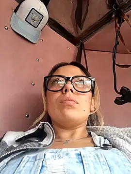 Sweel Leyva18 online show from June 25, 8:24 pm