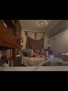 Snapshot of camisexxxtodo chatting on March 30, 4:24 am camisexxxtodo online show from March 30, 4:24 am