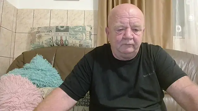 fullballs6 online show from October 24, 2:30 am