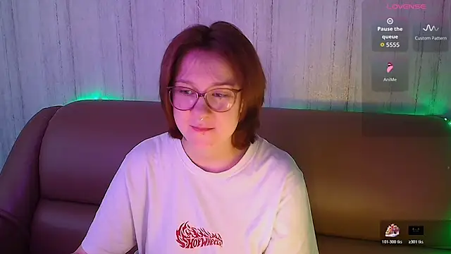 Rudy 02 online show from February 28, 6:47 am