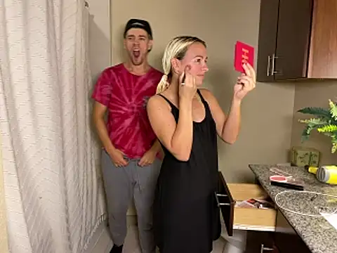 girlfriendmissy online show from February 18, 10:28 pm