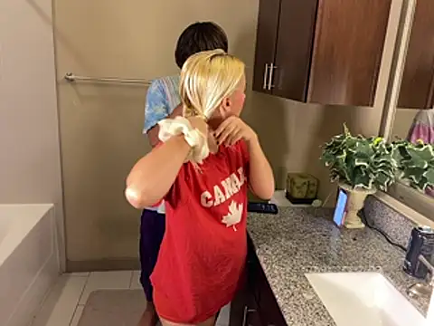 girlfriendmissy online show from April 26, 8:50 pm