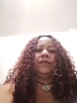 Snapshot of Brunette_sasha chatting on July 6, 3:58 am Brunette sasha online show from July 6, 3:58 am