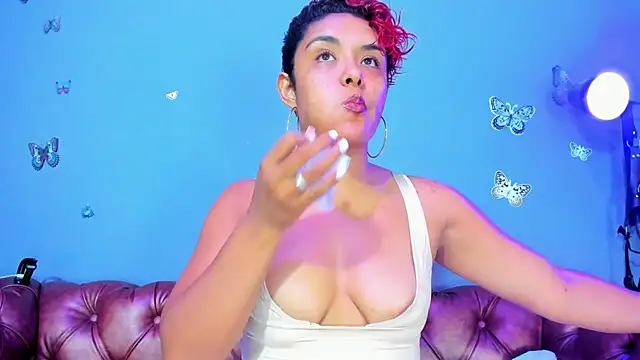 Kaira mosse online show from May 5, 10:56 am