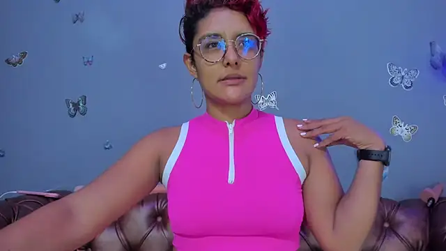 Kaira mosse online show from May 6, 10:53 am
