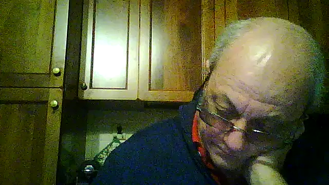 Snapshot of gianbragallini chatting on March 14, 8:36 pm gianbragallini online show from March 14, 8:36 pm