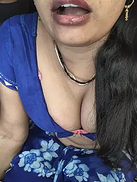 Shivani Mumbai85 online show from July 13, 5:38 pm