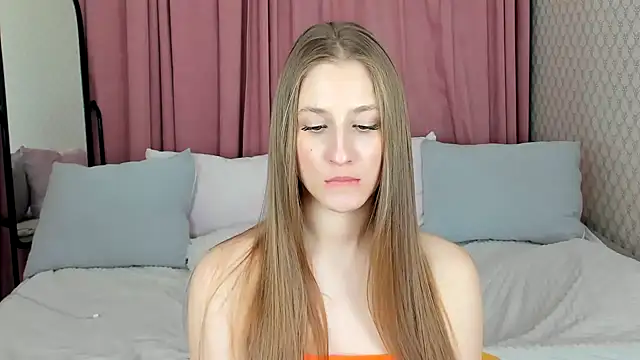 BritneyCruze online show from February 3, 2:34 pm