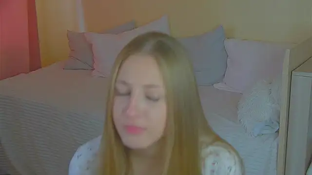 BritneyCruze online show from September 25, 8:29 am