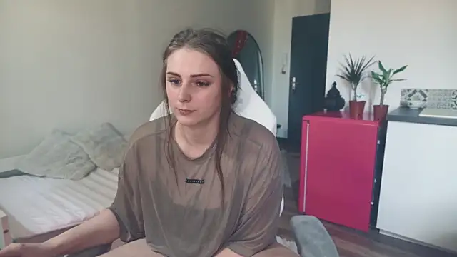 ce leste   online show from March 13, 11:17 am