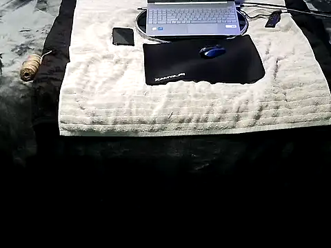 ChunkyMonkey007 online show from July 4, 9:59 am