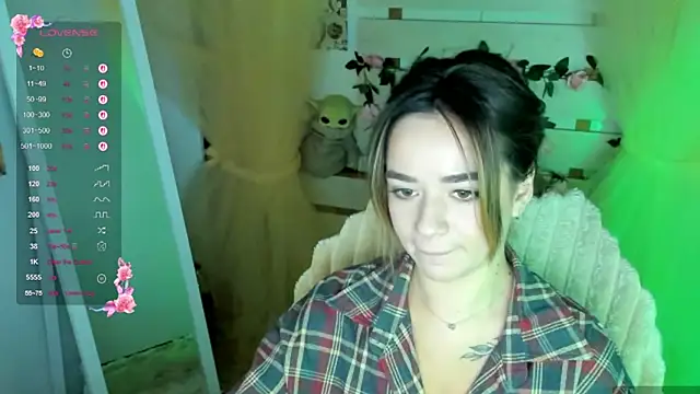 Snapshot of Bella_XO chatting on July 10, 6:39 am Bella XO online show from July 10, 6:39 am