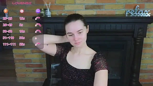 Ellie Sunset online show from April 18, 8:07 am