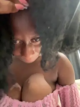 Roxiexx online show from February 25, 1:43 pm