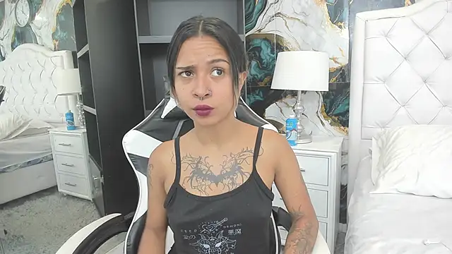 Snapshot of rave_connor chatting on October 23, 7:34 pm rave connor online show from October 23, 7:34 pm