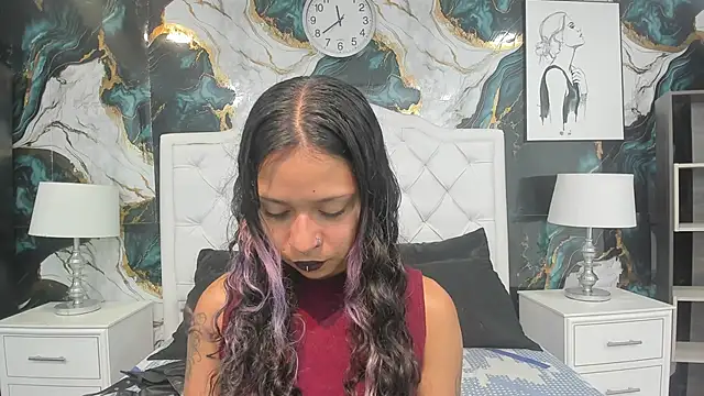 Snapshot of rave_connor chatting on November 21, 7:12 pm rave connor online show from November 21, 7:12 pm