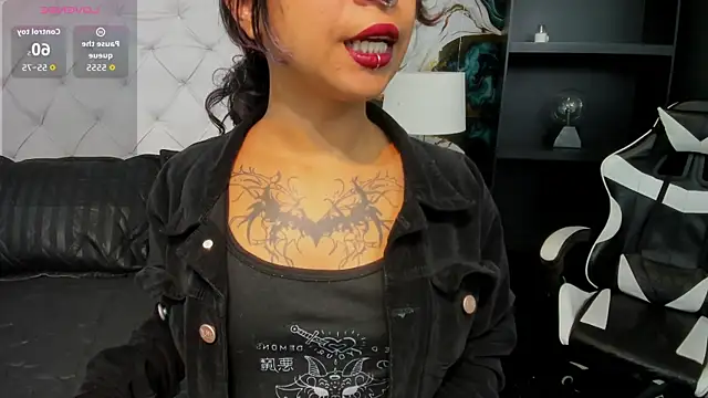 Snapshot of rave_connor chatting on January 9, 7:15 pm rave connor online show from January 9, 7:15 pm