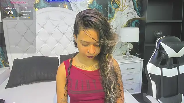 Snapshot of rave_connor chatting on February 9, 7:07 pm rave connor online show from February 9, 7:07 pm