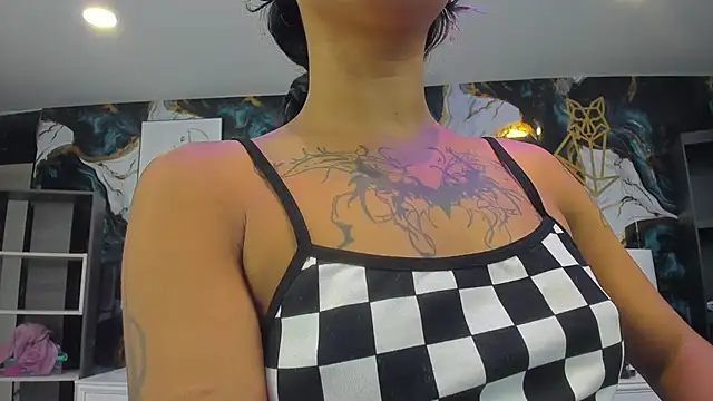 Snapshot of rave_connor chatting on March 3, 6:47 pm rave connor online show from March 3, 6:47 pm