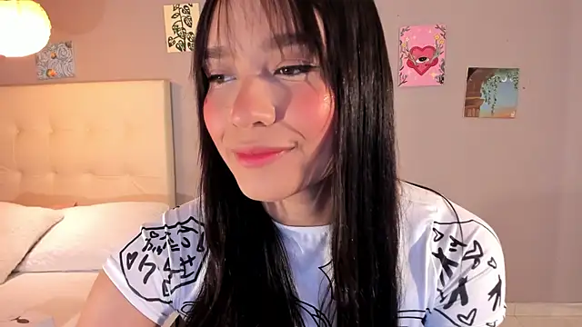 Maia W10 online show from April 13, 1:16 pm