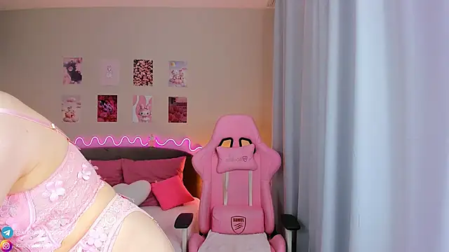 Kate Clover online show from March 12, 4:19 am