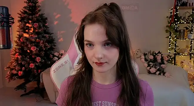 Snapshot of -Kottyaa- chatting on December 18, 8:20 am -Kottyaa- online show from December 18, 8:20 am