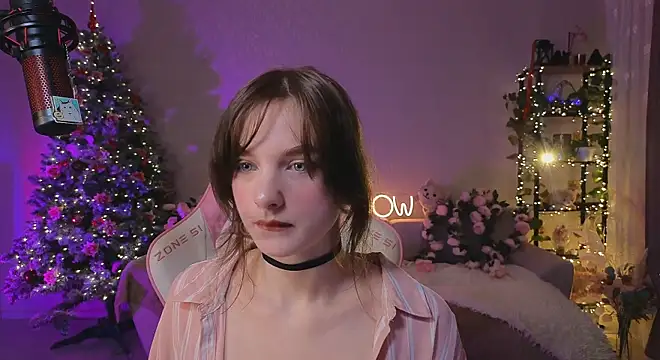 Snapshot of -Kottyaa- chatting on December 23, 4:01 am -Kottyaa- online show from December 23, 4:01 am